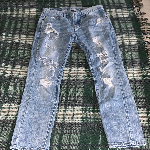 American eagle light blue washed denim jeans. - Picture 1 of 3